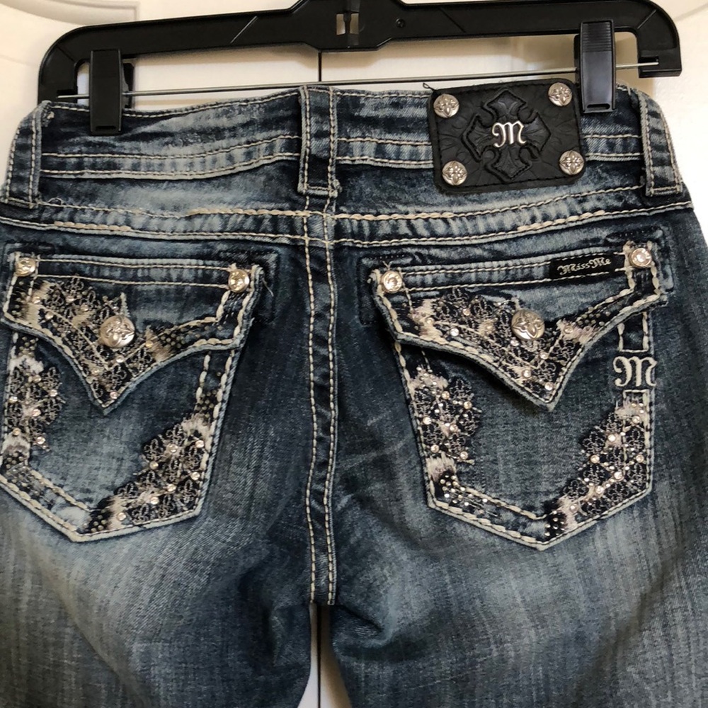 Miss Me cropped Capri size 27